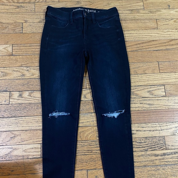 American eagle jeansSOLD - Picture 1 of 4